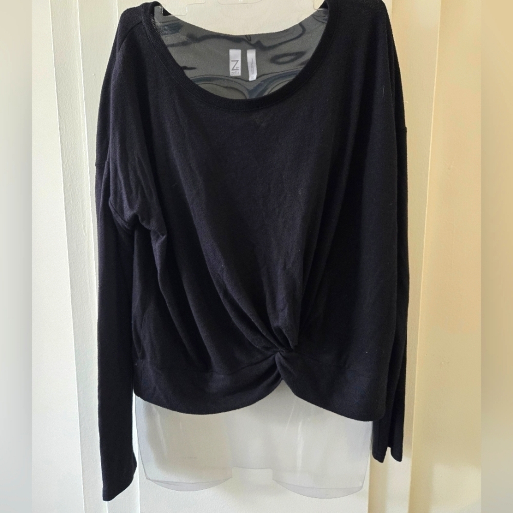 3/$20 Zella Women's Black Long Sleeve Top